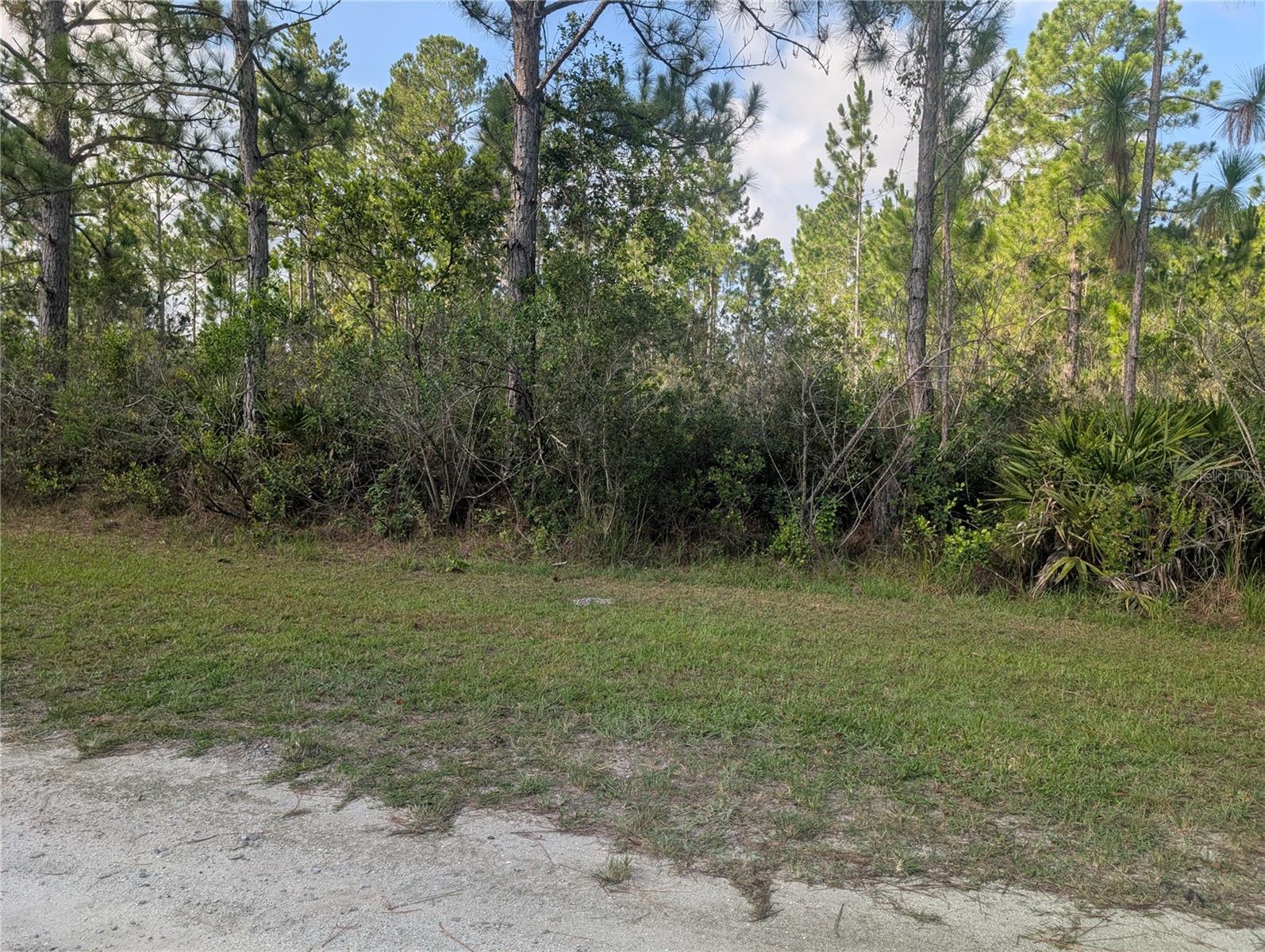 Coral Gables Dr Property Photo 2