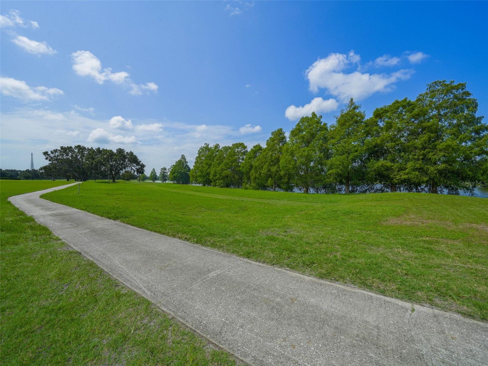 Coral Gables Dr Property Photo 31