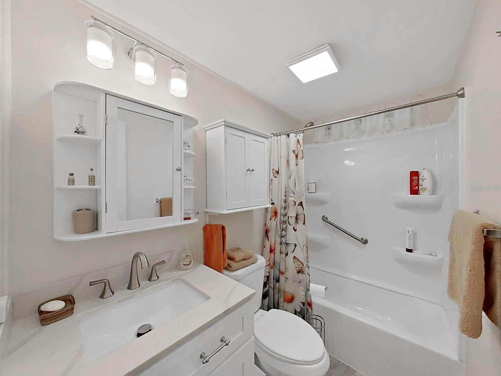 5083 Lodgewood Dr Property Photo 28