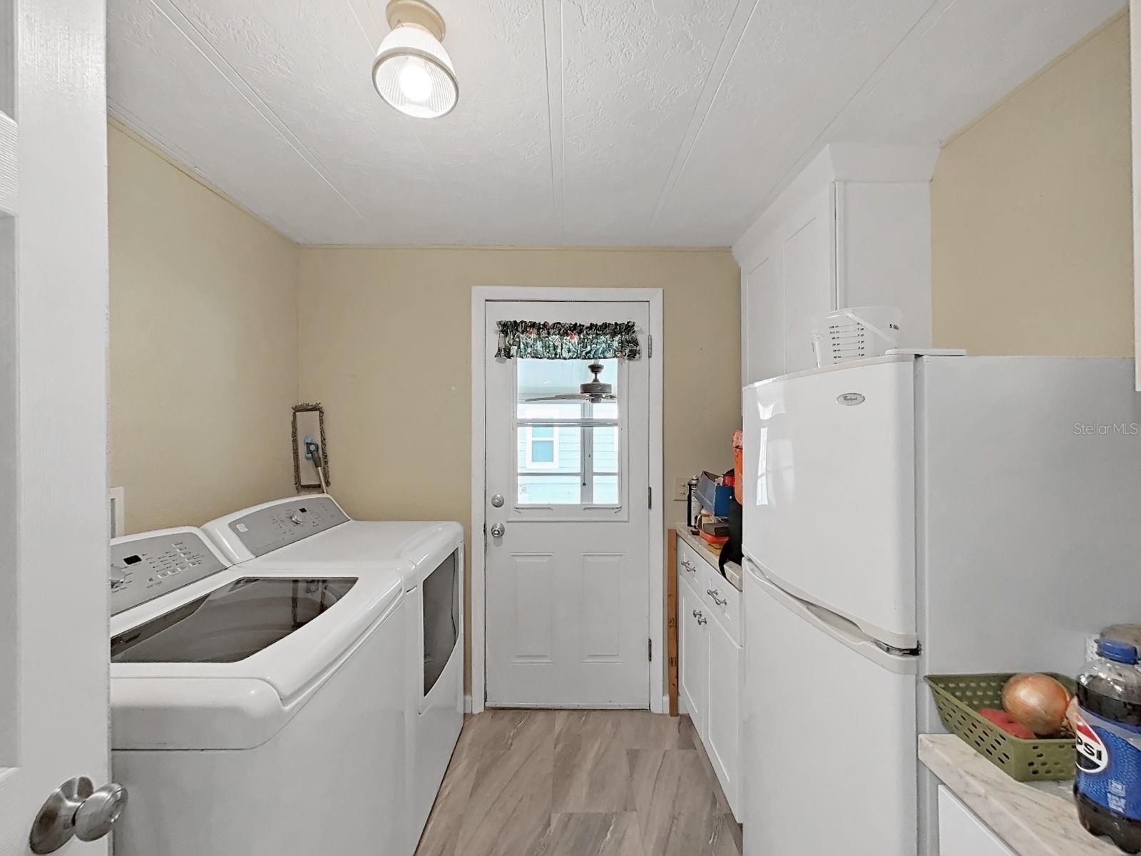 5083 Lodgewood Dr Property Photo 29