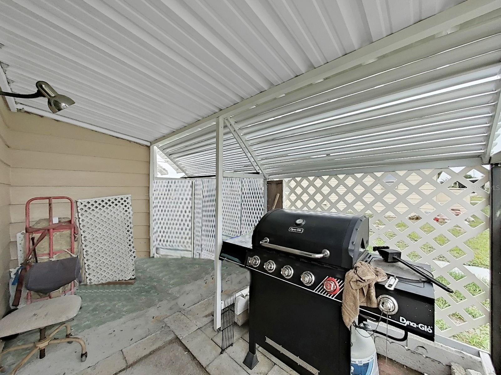 5083 Lodgewood Dr Property Photo 34