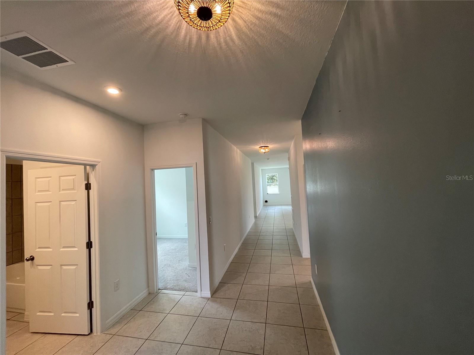 689 Crown Rose Dr Property Photo 7