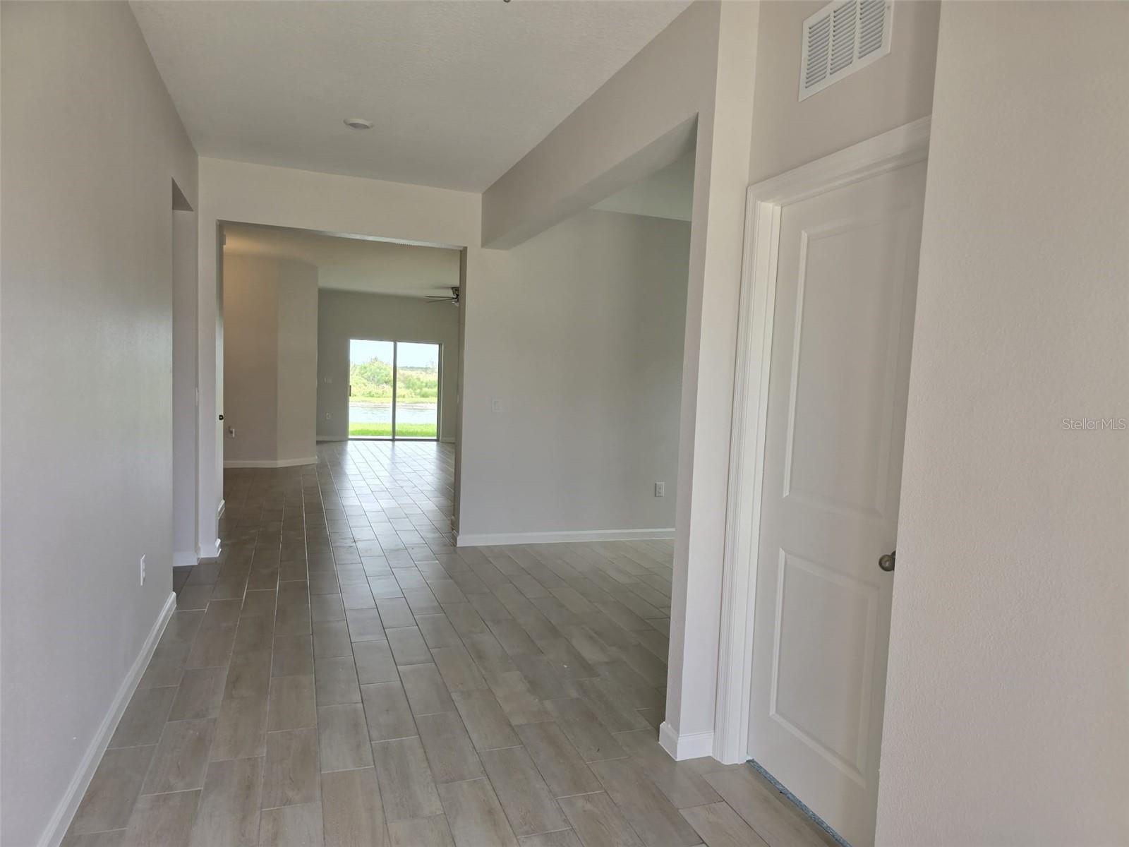 5924 Catamaran Ave Property Photo 4