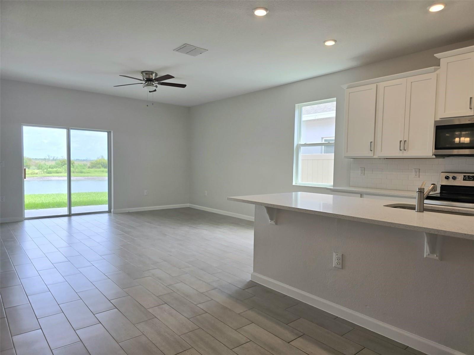 5924 Catamaran Ave Property Photo 9