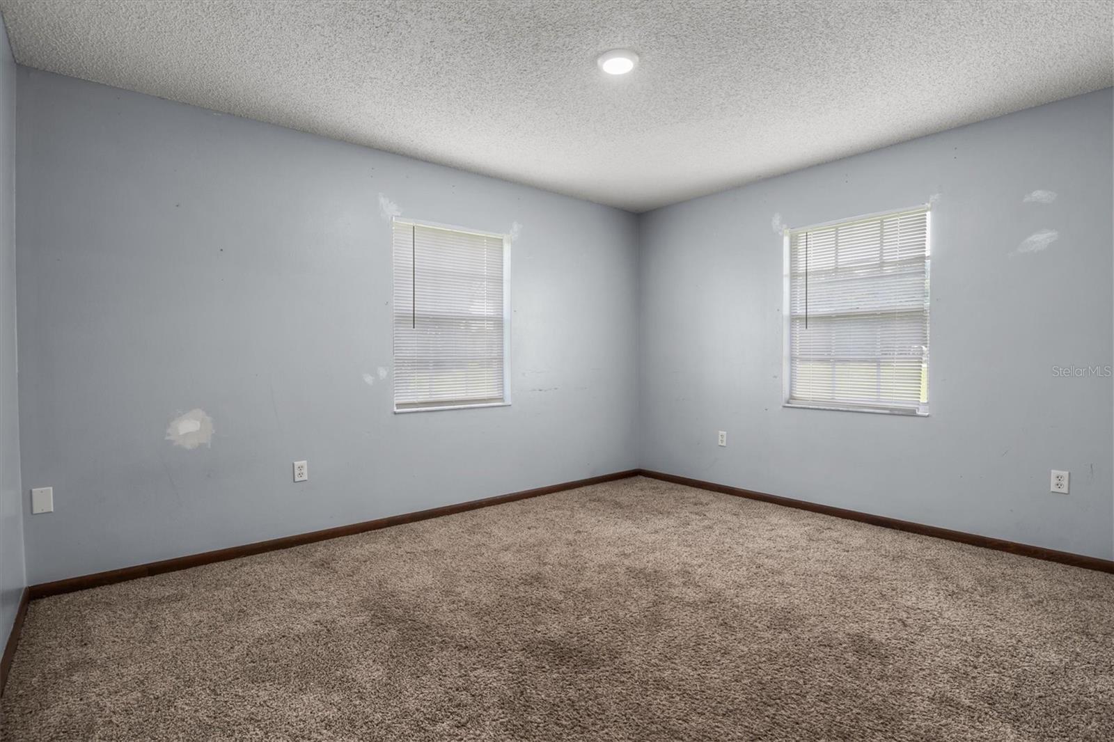 9545 State Road 33 N Property Photo 19