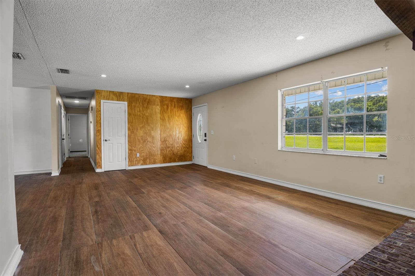 9545 State Road 33 N Property Photo 29