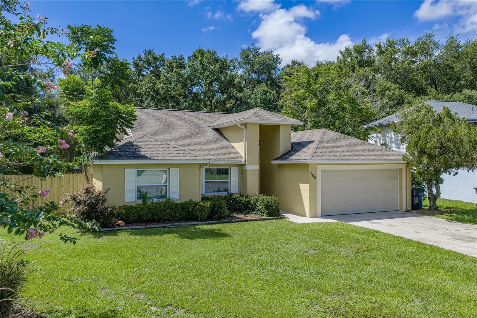 106 Saint Kitts Cir Property Photo 3