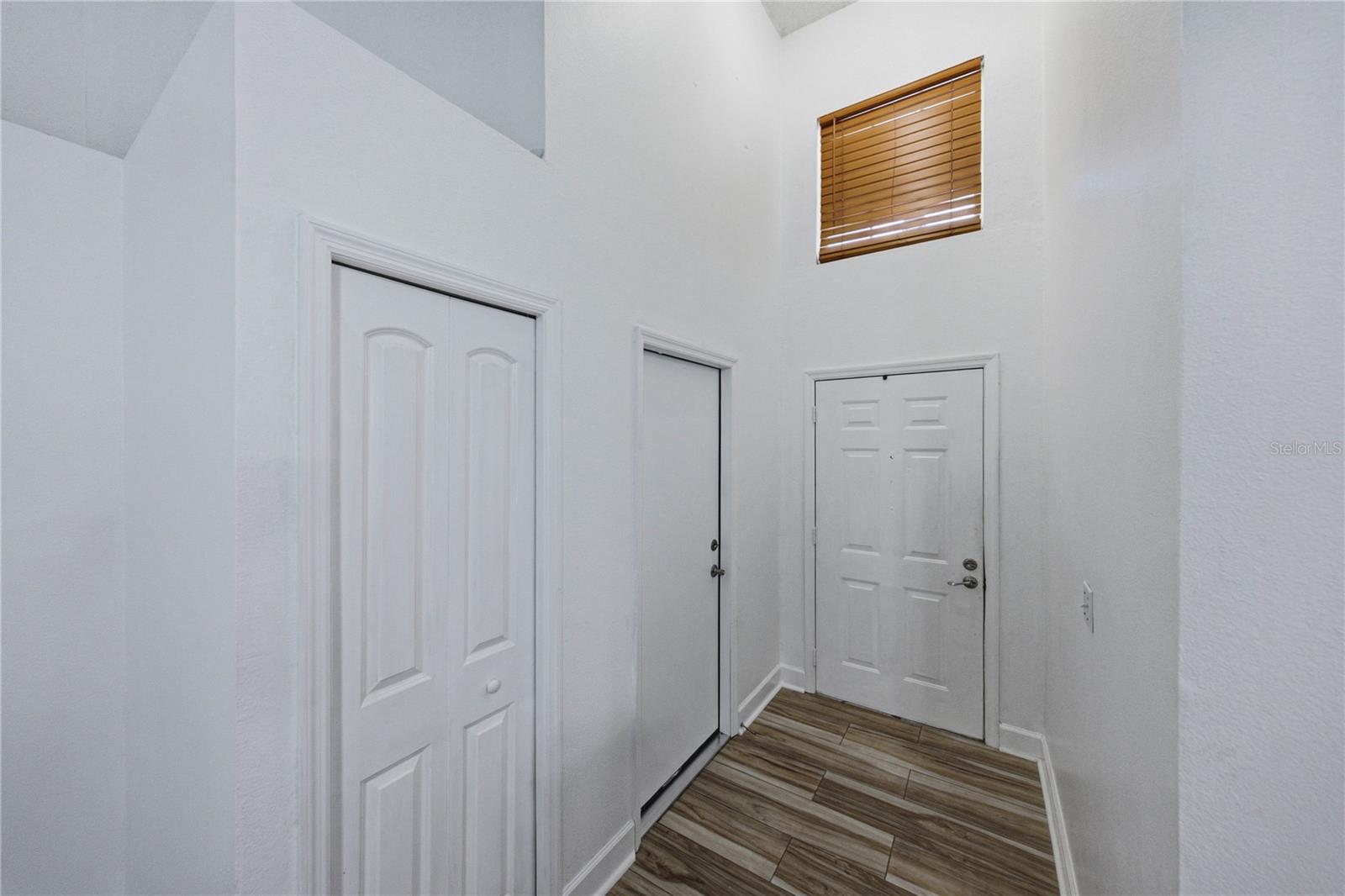 106 Saint Kitts Cir Property Photo 9
