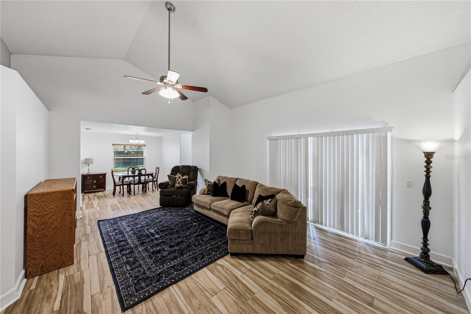 106 Saint Kitts Cir Property Photo 10