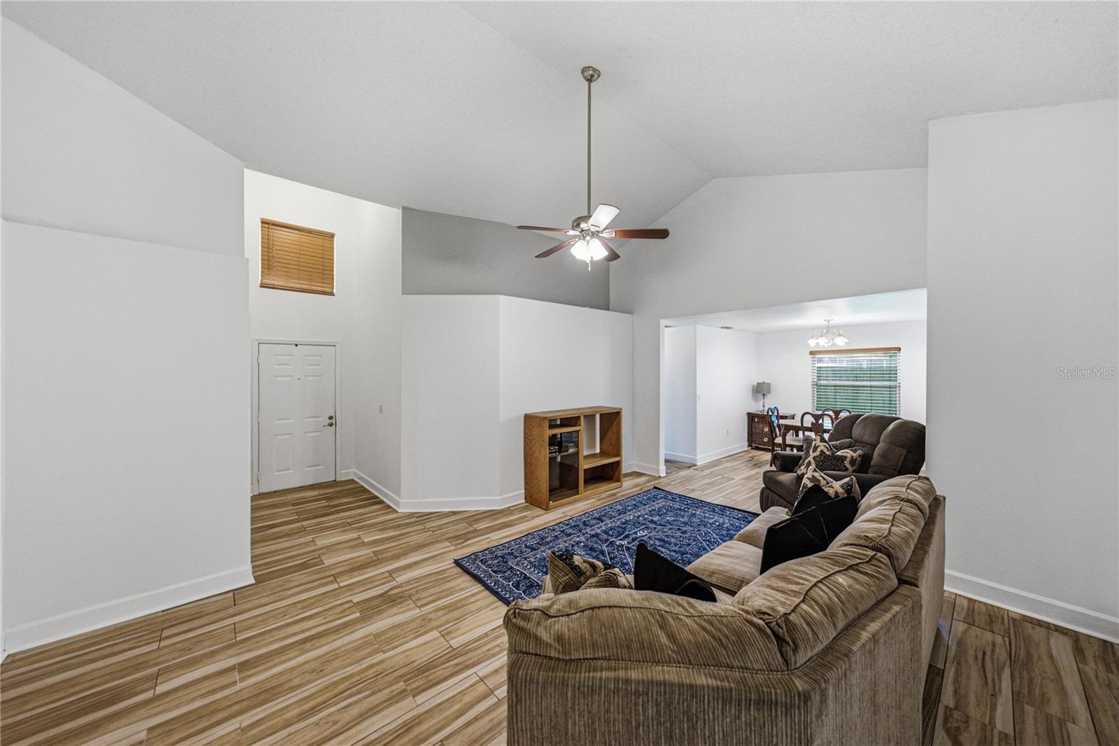 106 Saint Kitts Cir Property Photo 11