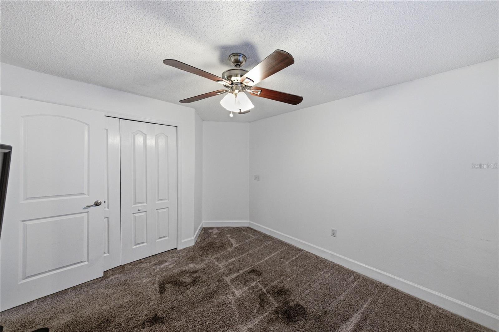 106 Saint Kitts Cir Property Photo 43