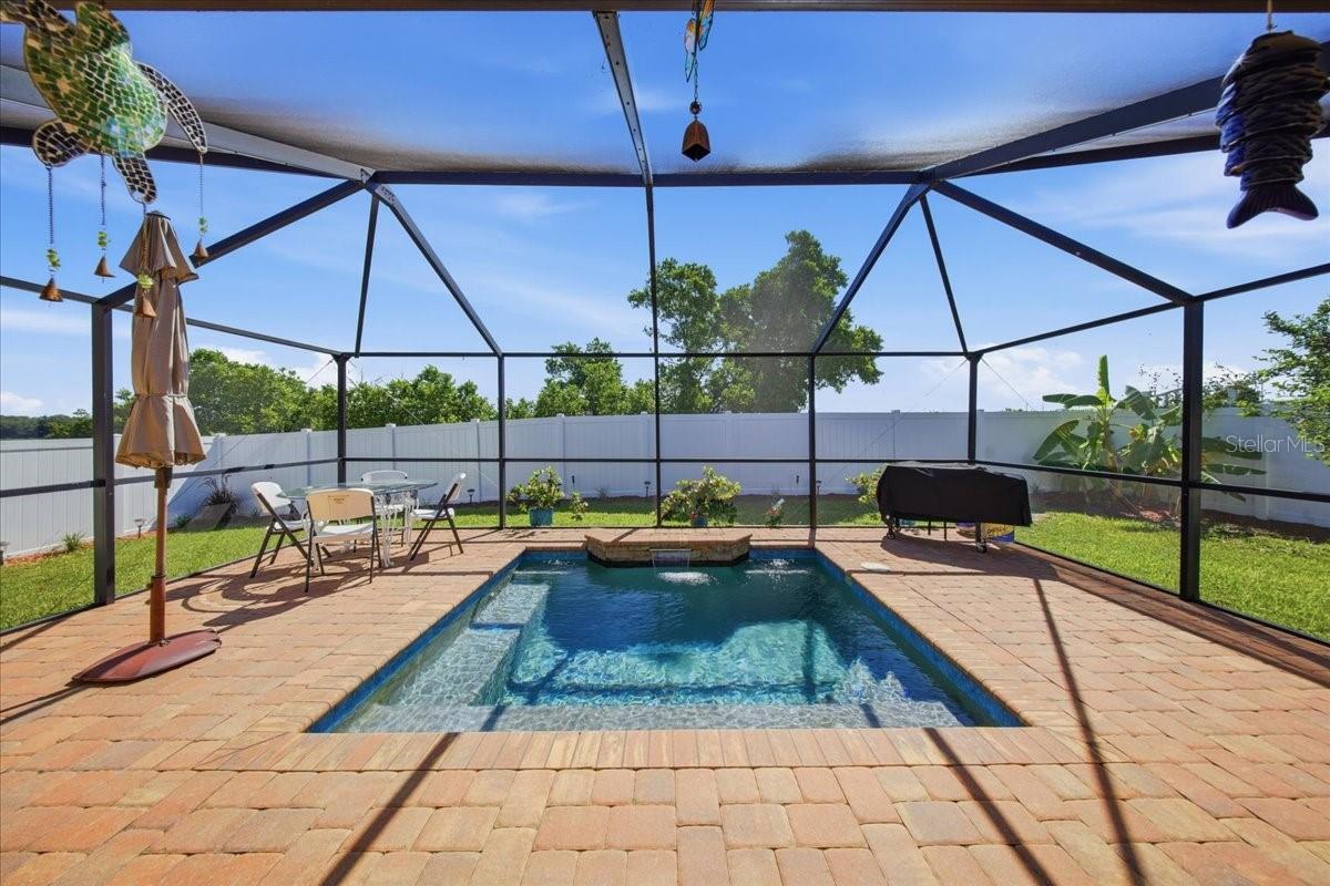 1408 Legatto Loop Property Photo 3