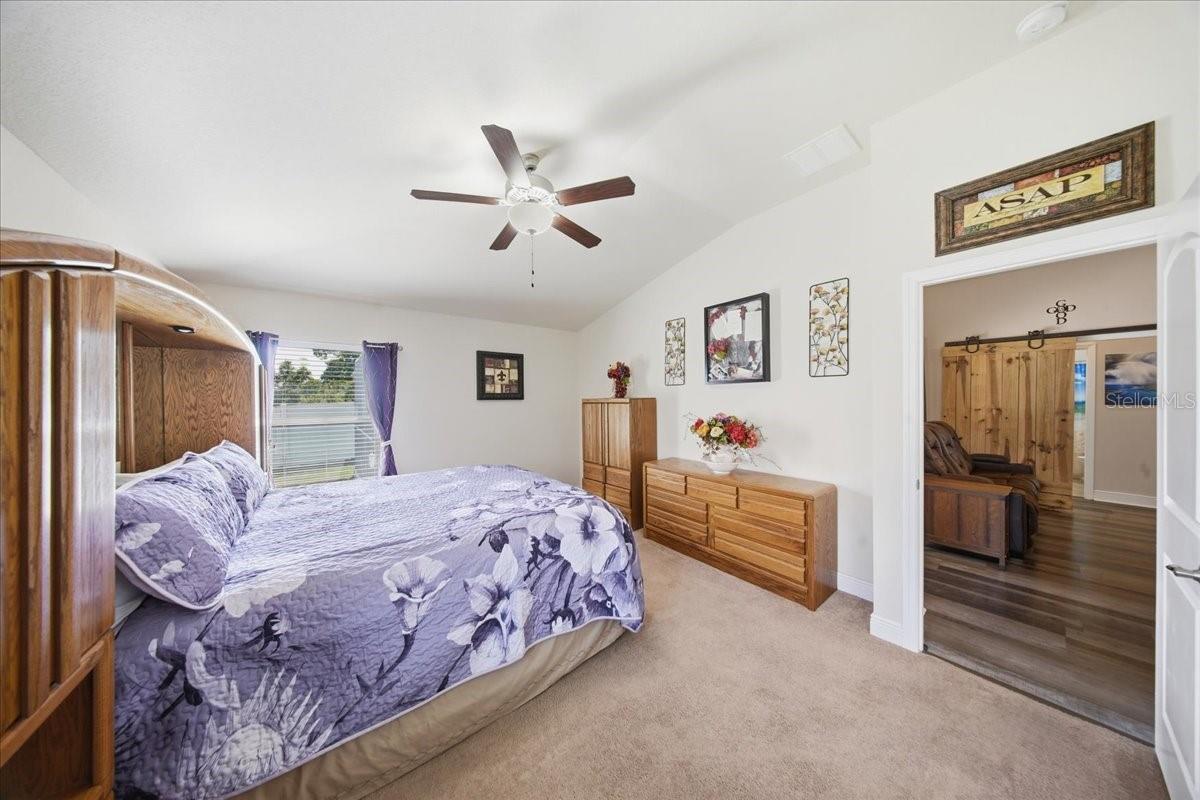 1408 Legatto Loop Property Photo 8