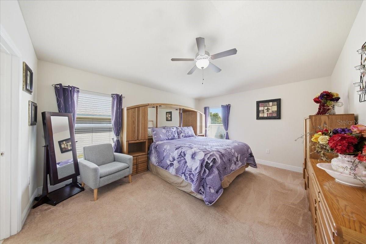 1408 Legatto Loop Property Photo 9