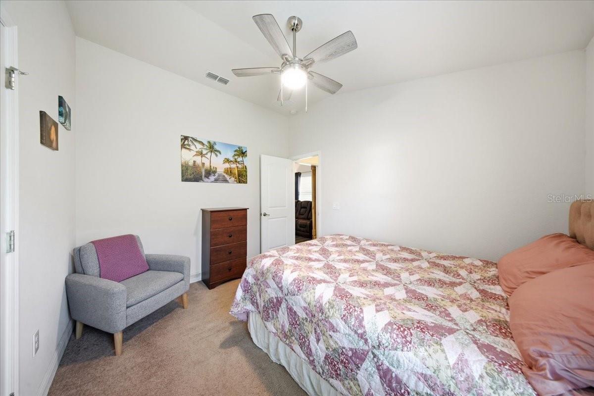 1408 Legatto Loop Property Photo 17