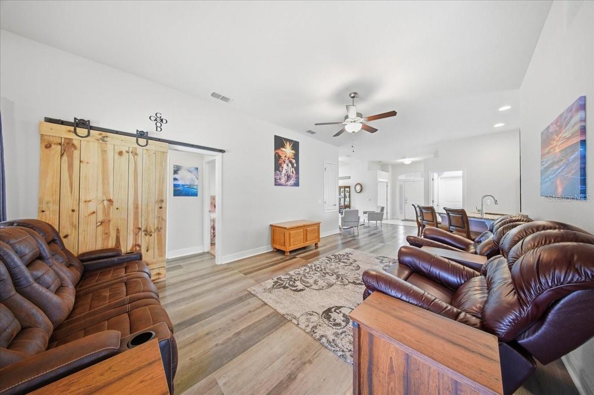 1408 Legatto Loop Property Photo 21