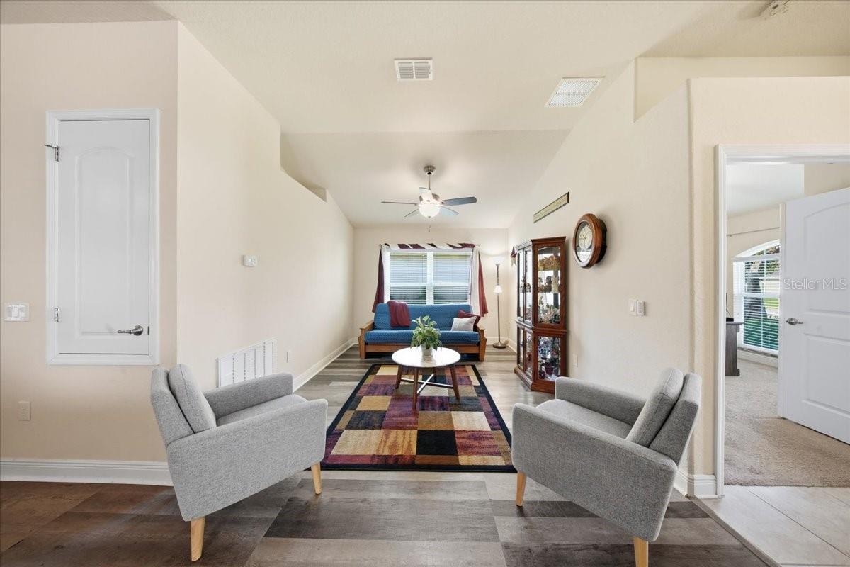 1408 Legatto Loop Property Photo 25