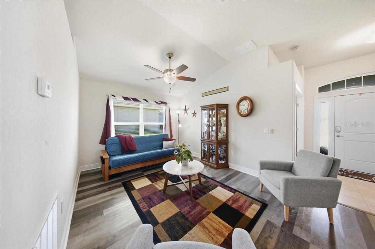 1408 Legatto Loop Property Photo 27