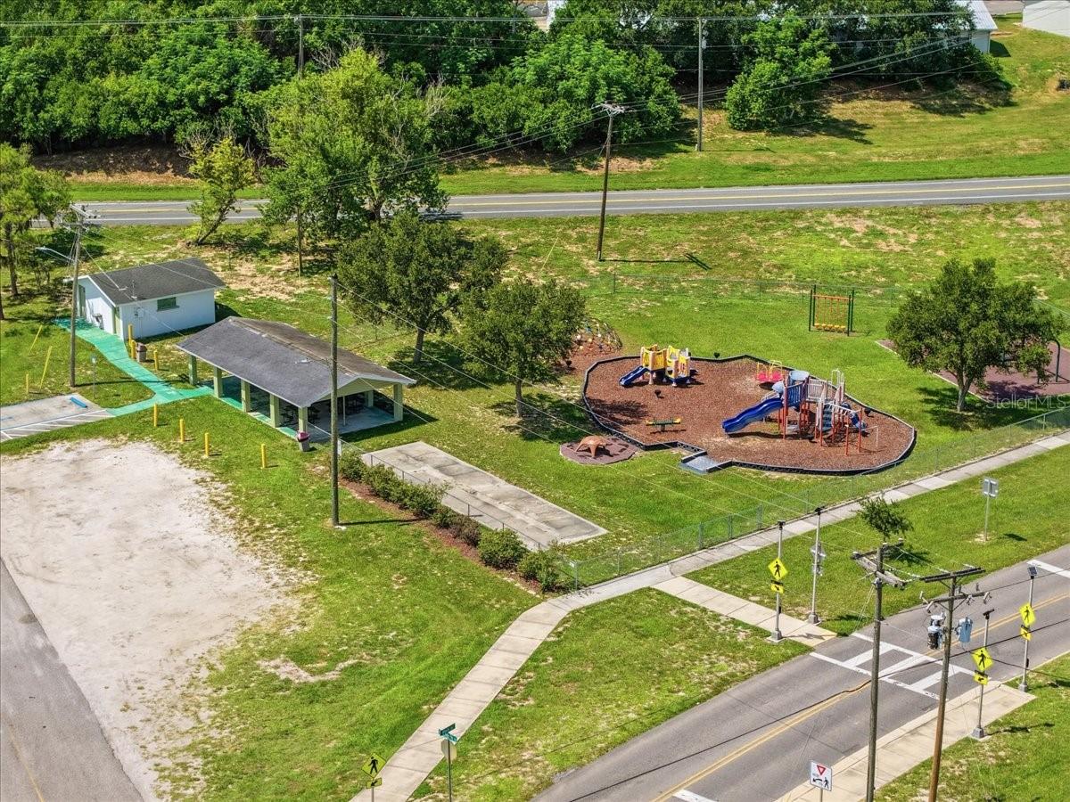 1408 Legatto Loop Property Photo 41