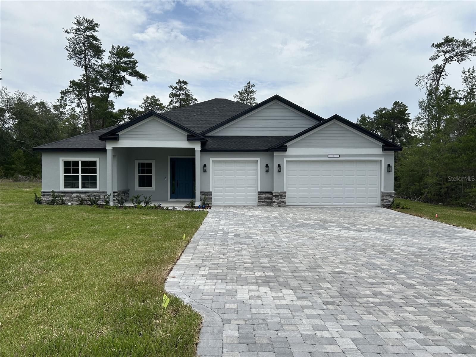 2040 W TALL OAKS DR