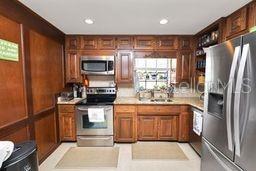 1901 N Lake Eloise Dr Property Photo 8