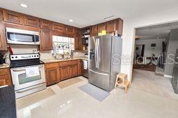 1901 N Lake Eloise Dr Property Photo 9
