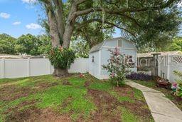 1901 N Lake Eloise Dr Property Photo 46
