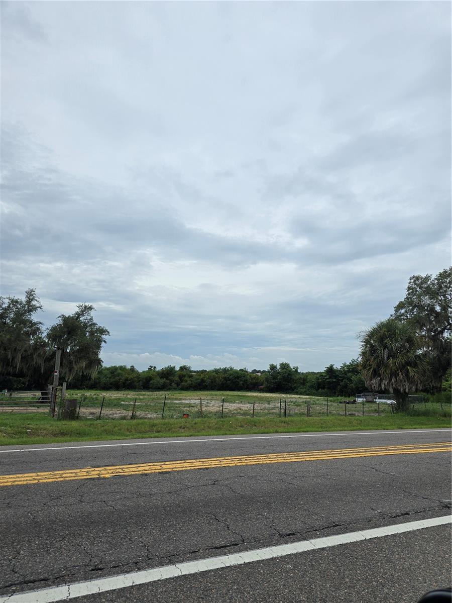 LUCERNE PARK RD