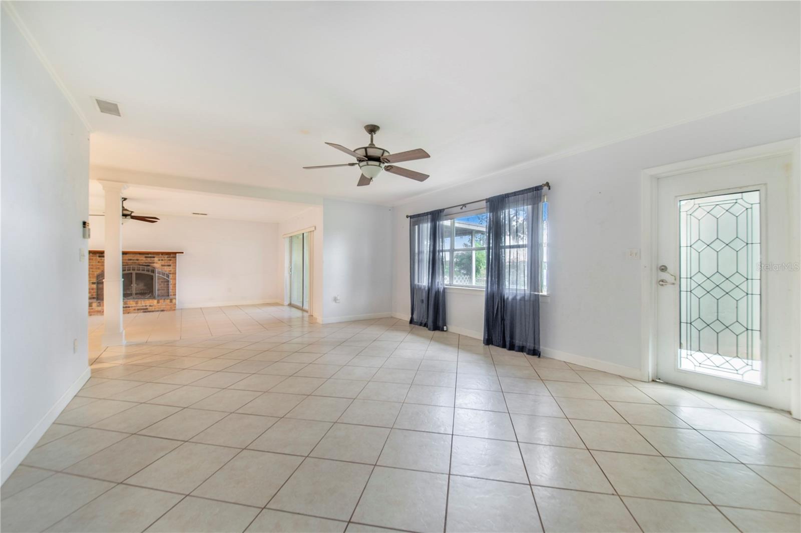 490 Twin Lakes Blvd Property Photo 10