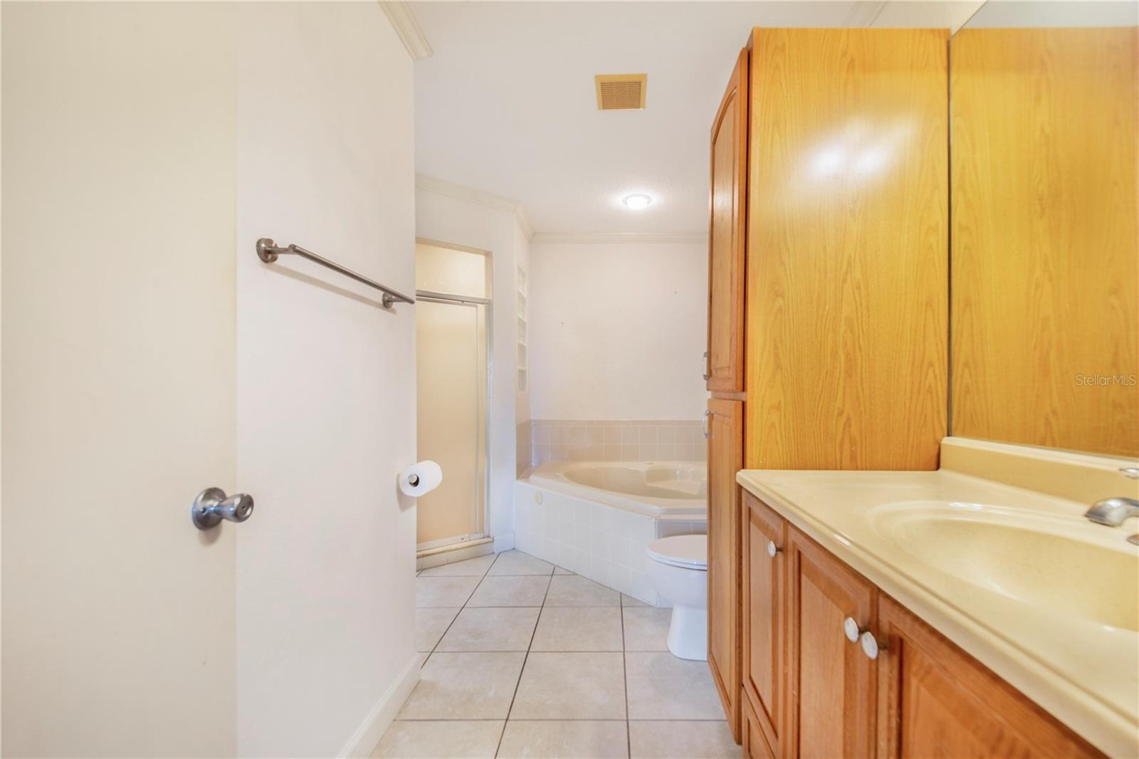 490 Twin Lakes Blvd Property Photo 21