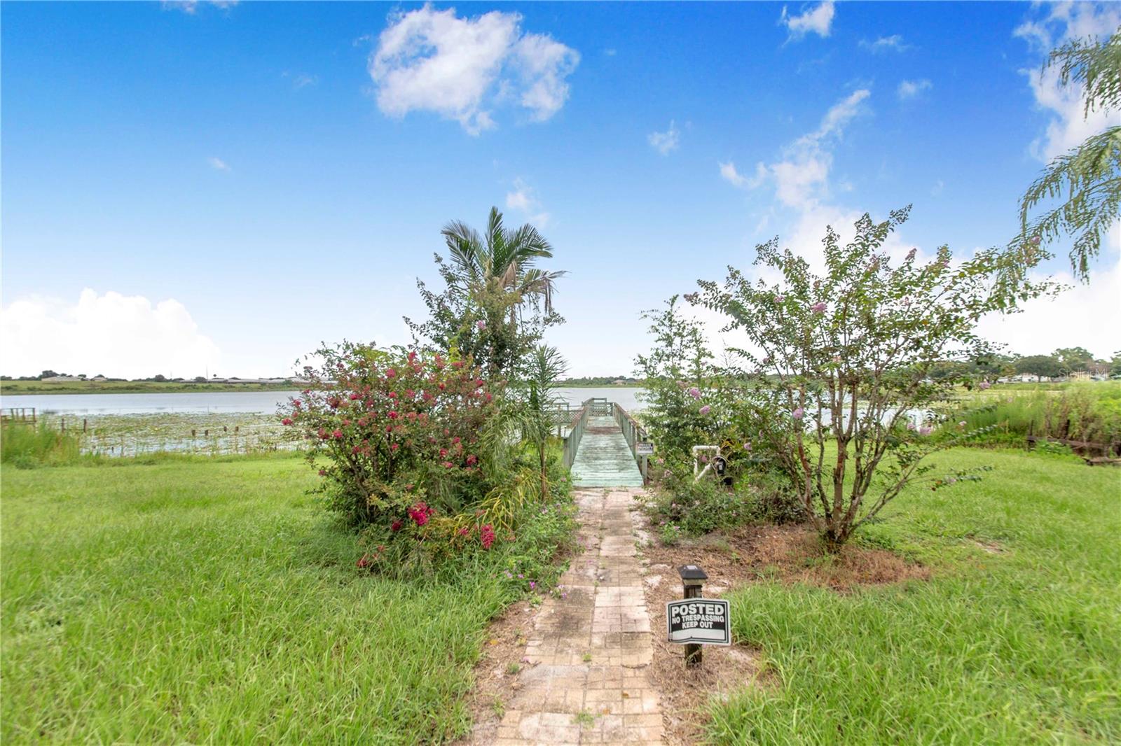 490 Twin Lakes Blvd Property Photo 41