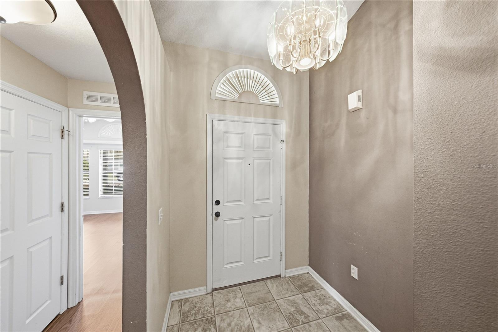 5638 Royal Hills St Property Photo 5
