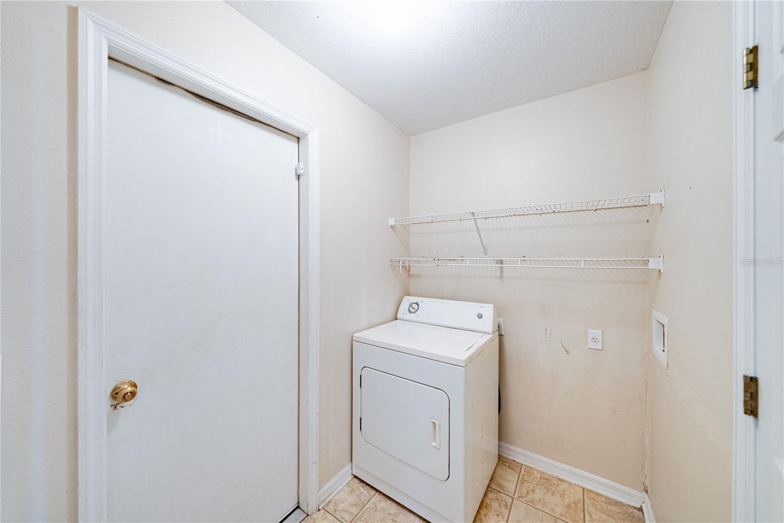 5638 Royal Hills St Property Photo 22