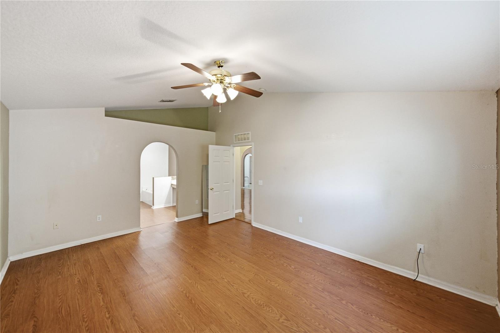 5638 Royal Hills St Property Photo 25