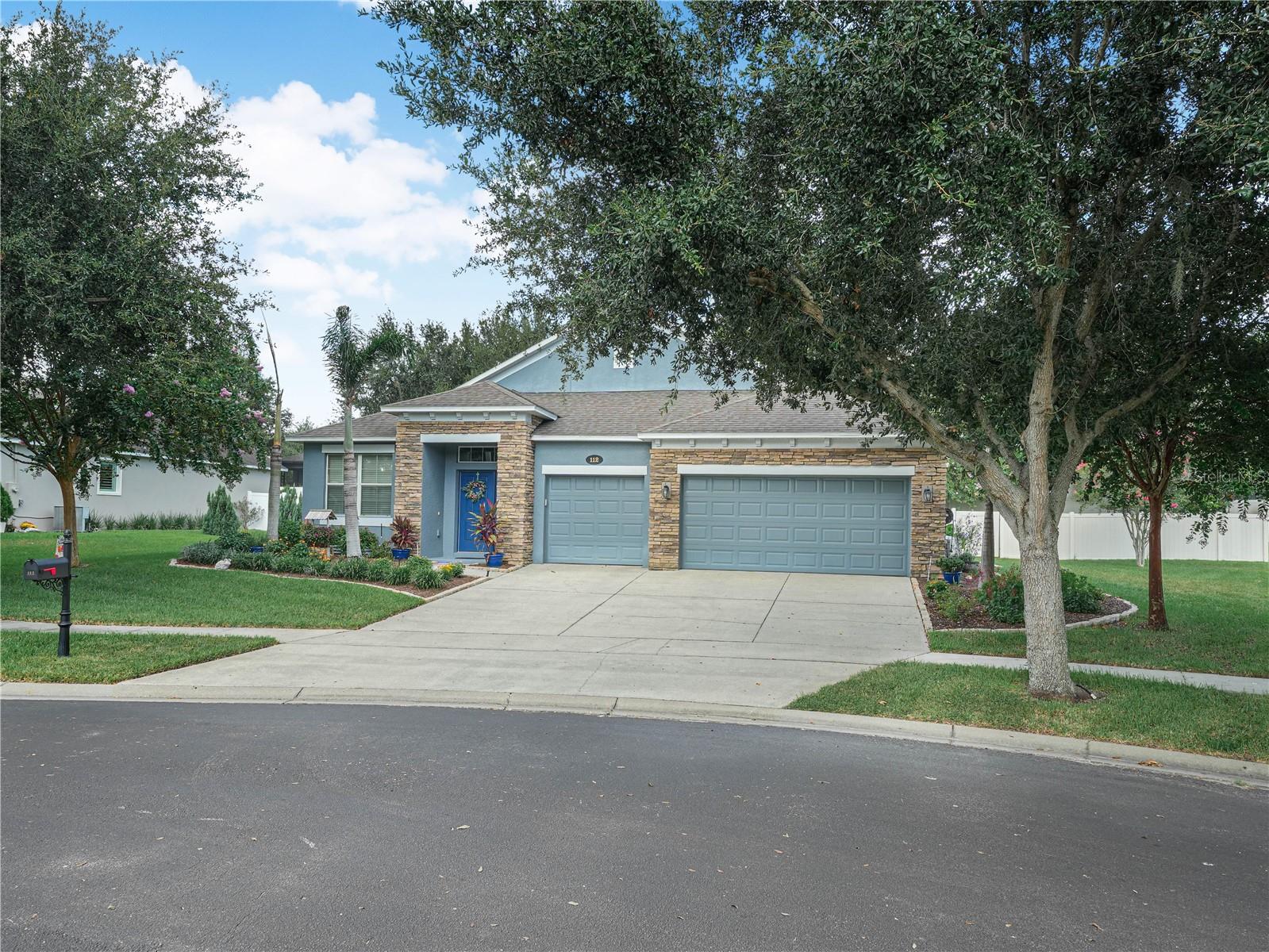 112 Pecorri Ct Property Photo 3