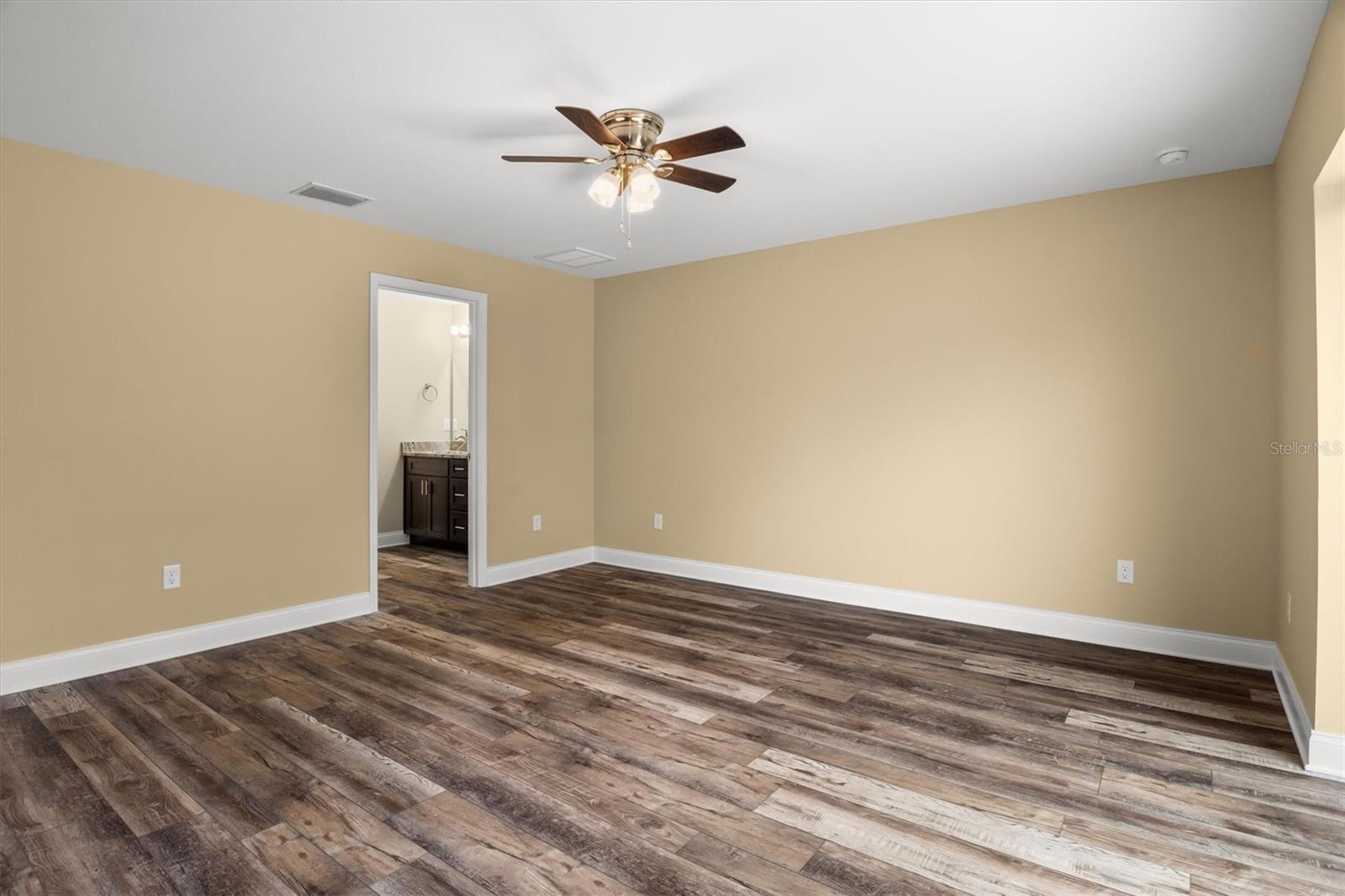 6929 Wilbar Ln Property Photo 15