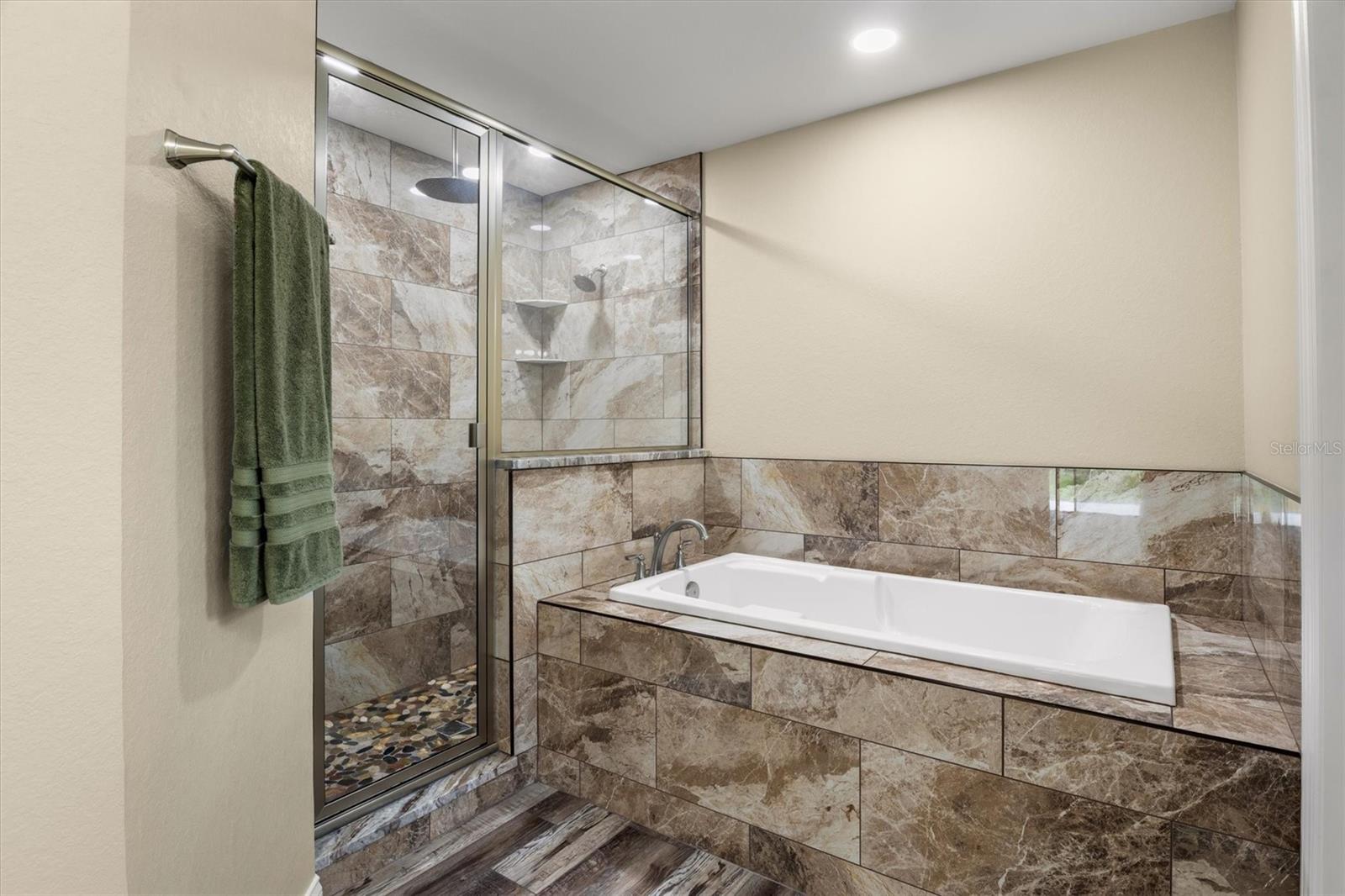 6929 Wilbar Ln Property Photo 19