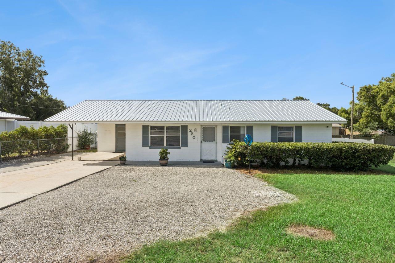 220 Aldo Dr Property Photo 1