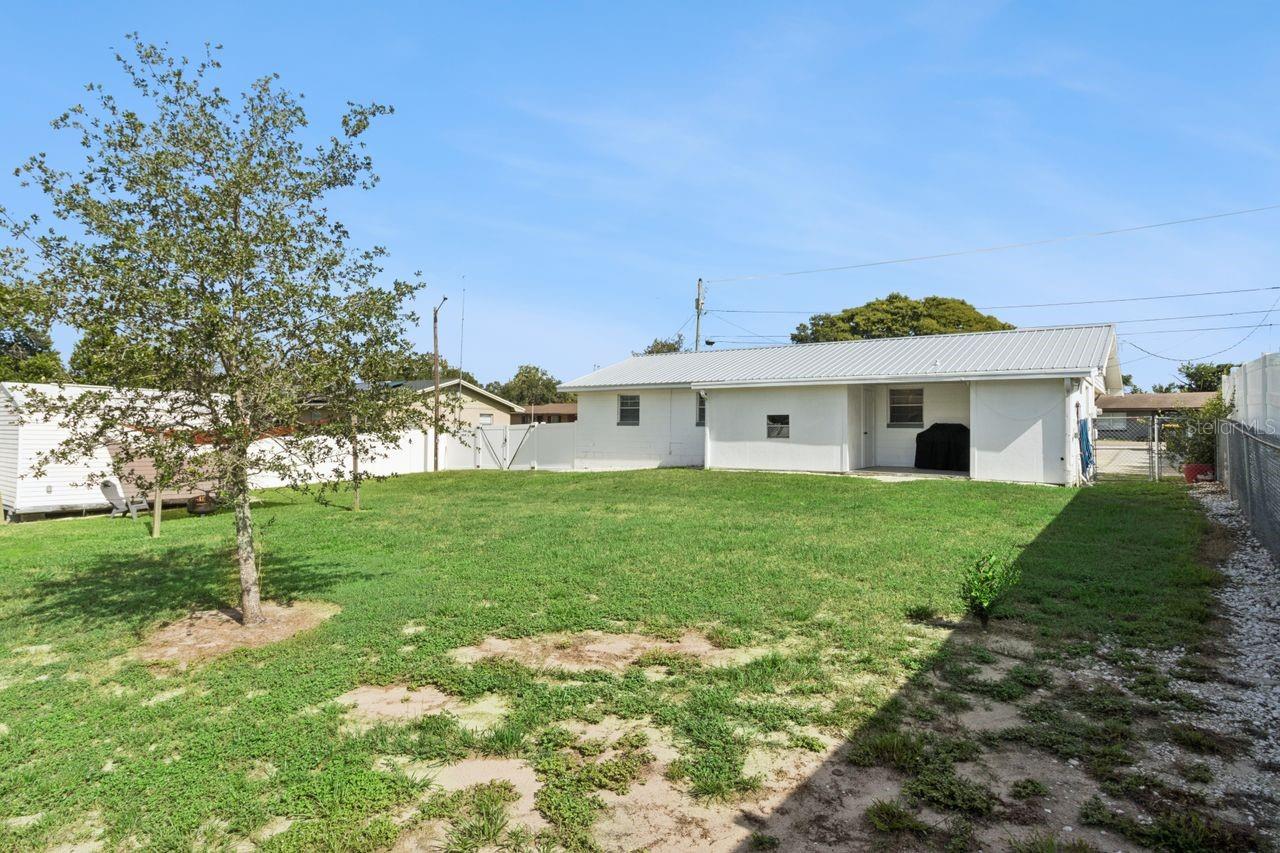 220 Aldo Dr Property Photo 27