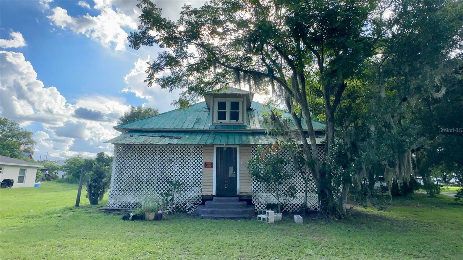 409 N 7TH AVE
