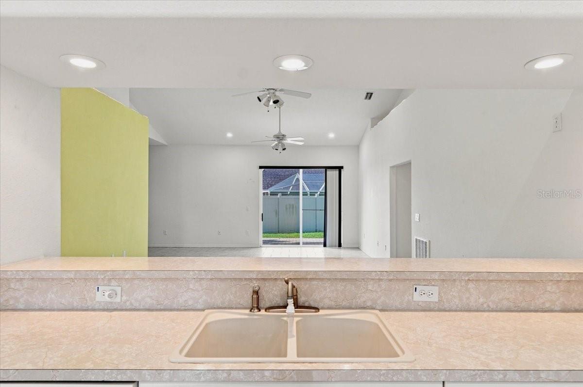 1505 Lake Thomas Loop Property Photo 14