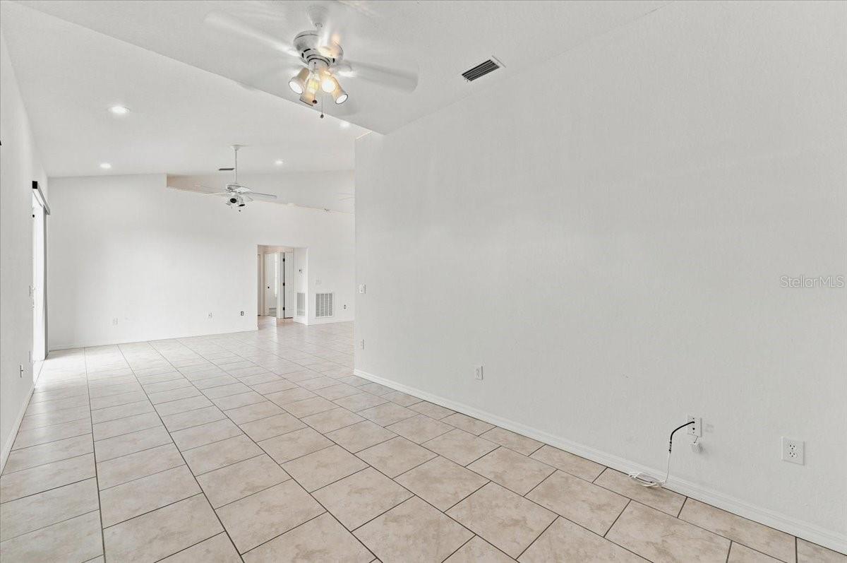 1505 Lake Thomas Loop Property Photo 21