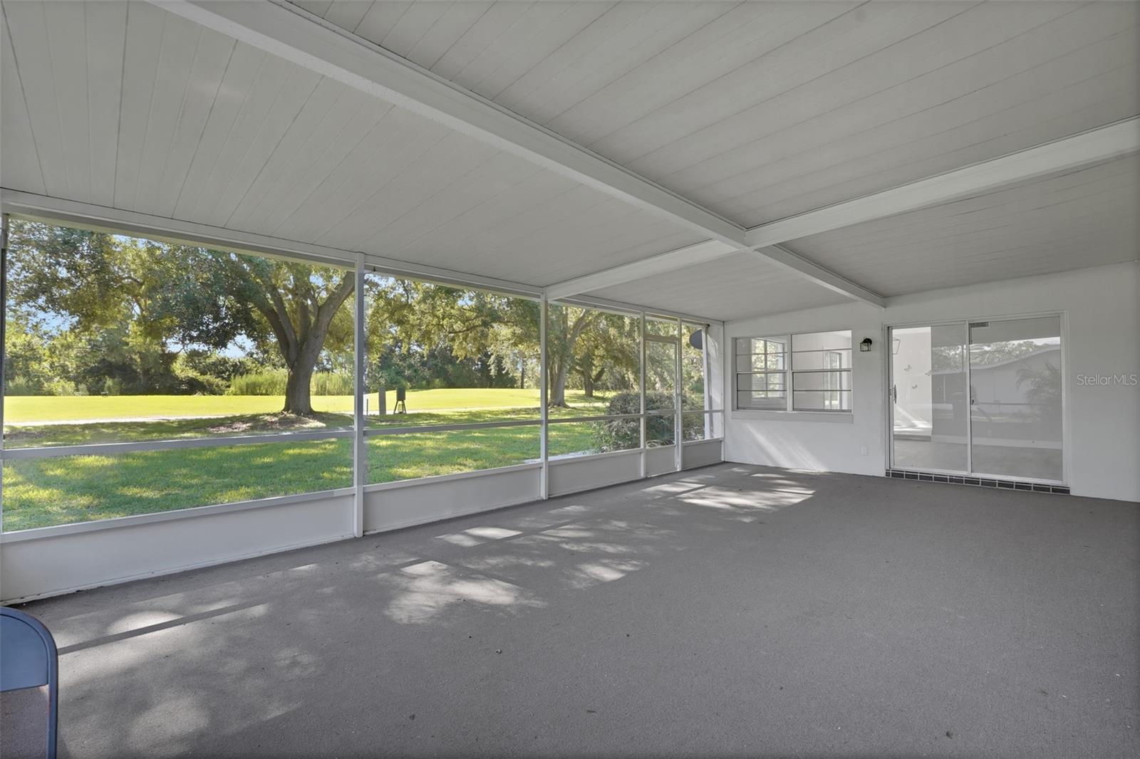 300 Greenfield Rd Property Photo 3