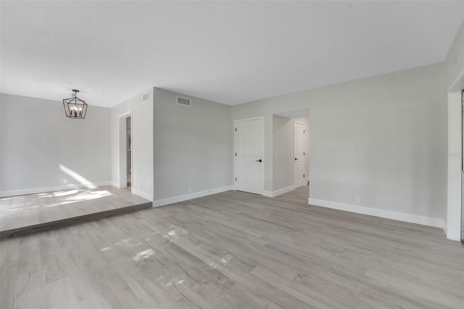 300 Greenfield Rd Property Photo 10