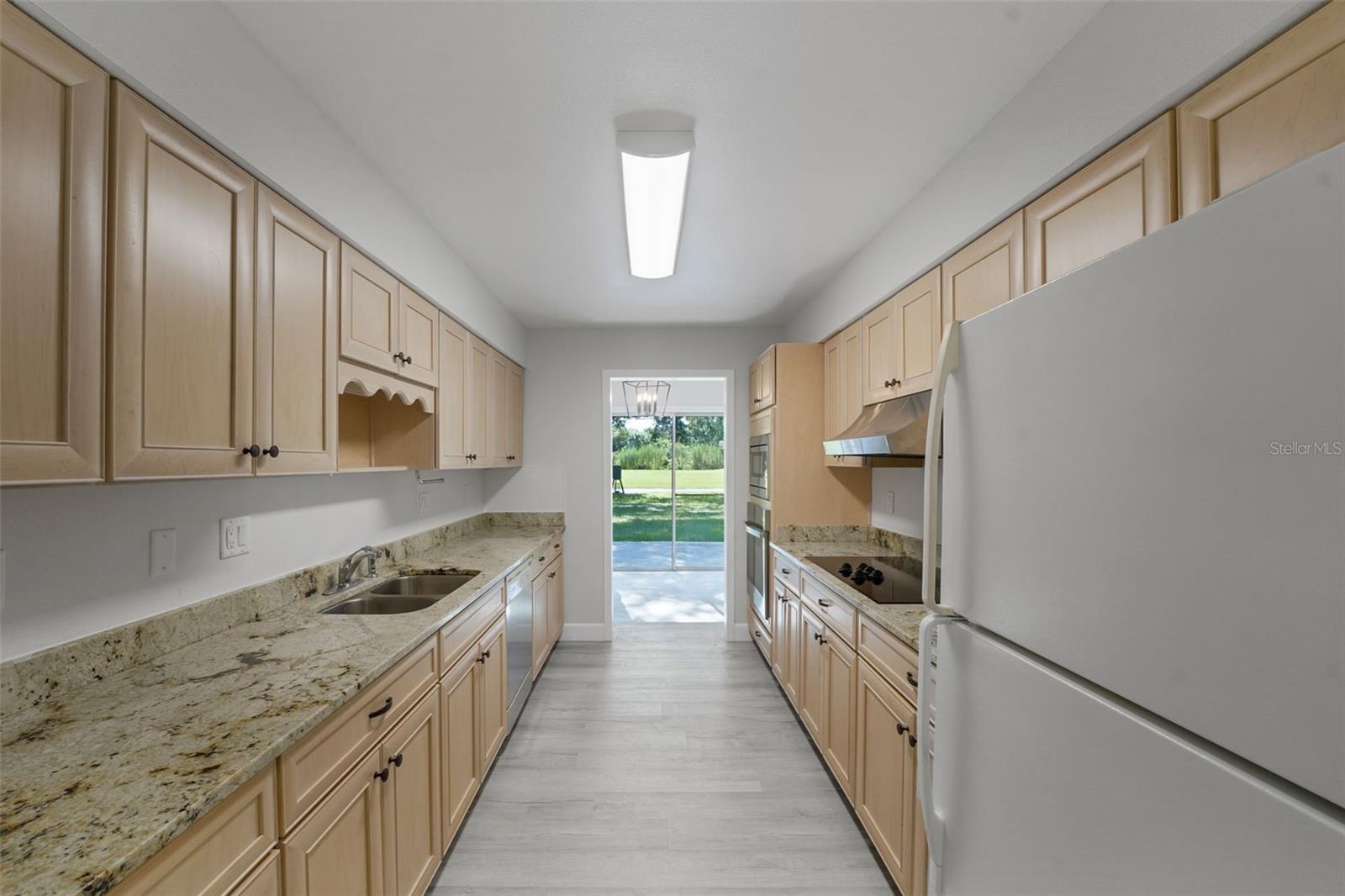 300 Greenfield Rd Property Photo 12