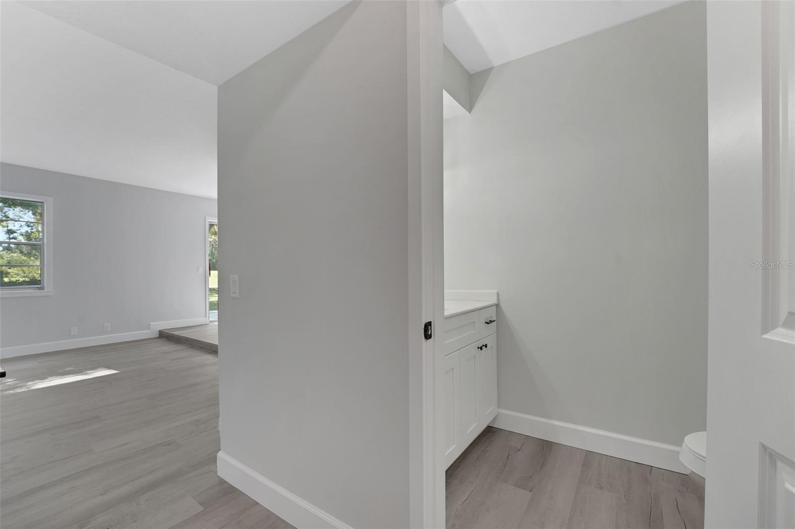 300 Greenfield Rd Property Photo 13