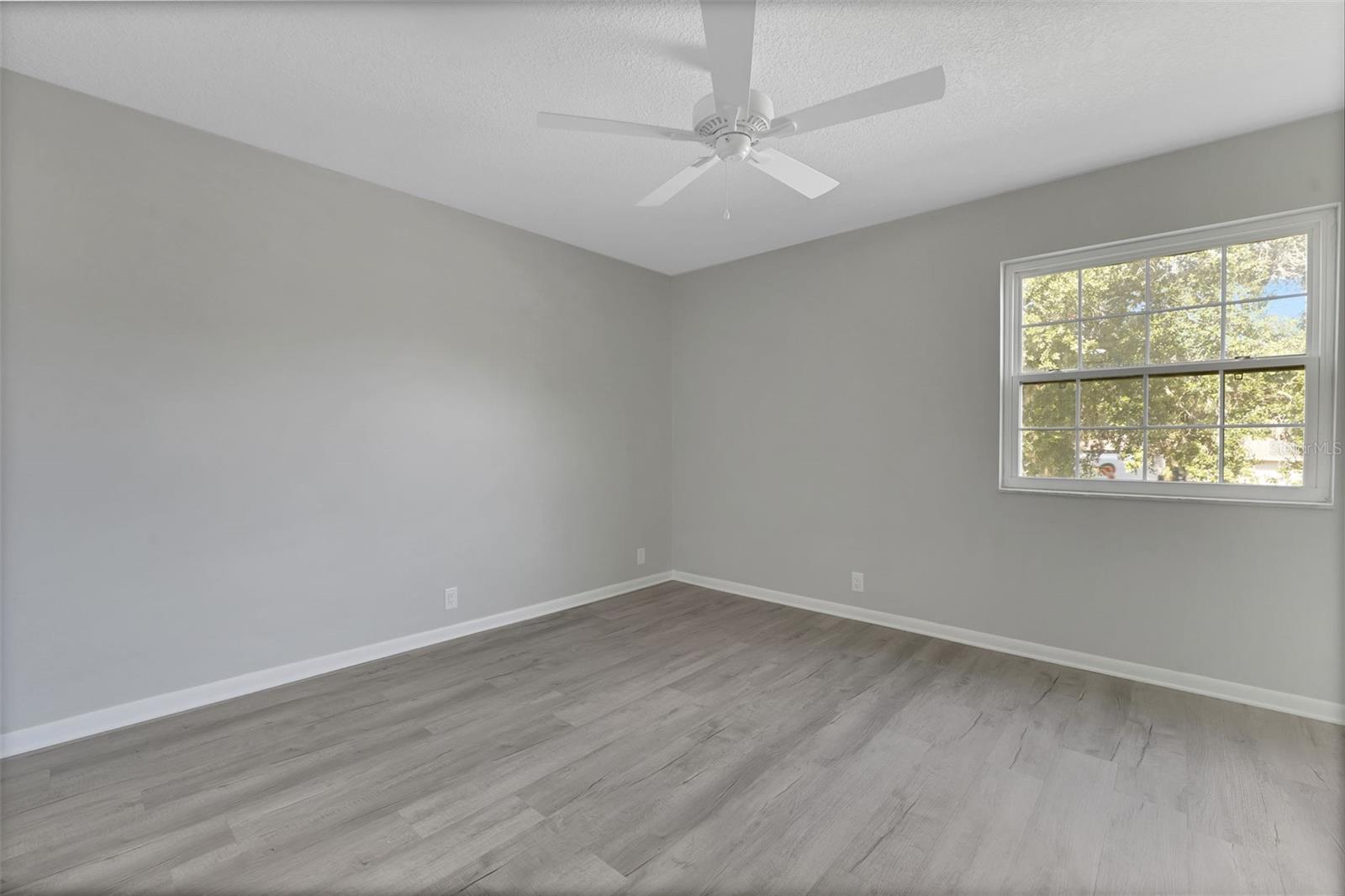 300 Greenfield Rd Property Photo 21