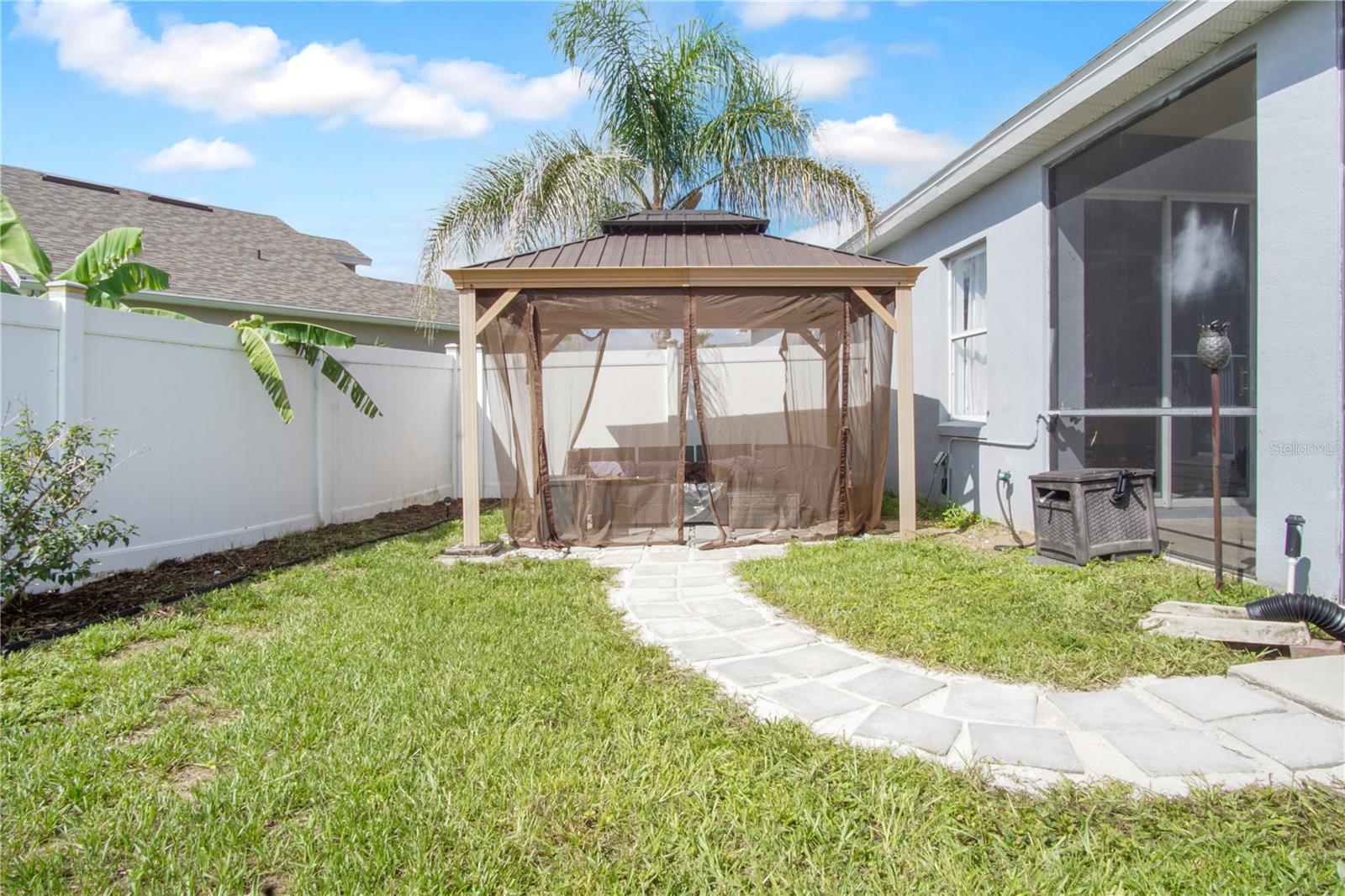 403 Corvina Dr Property Photo 15