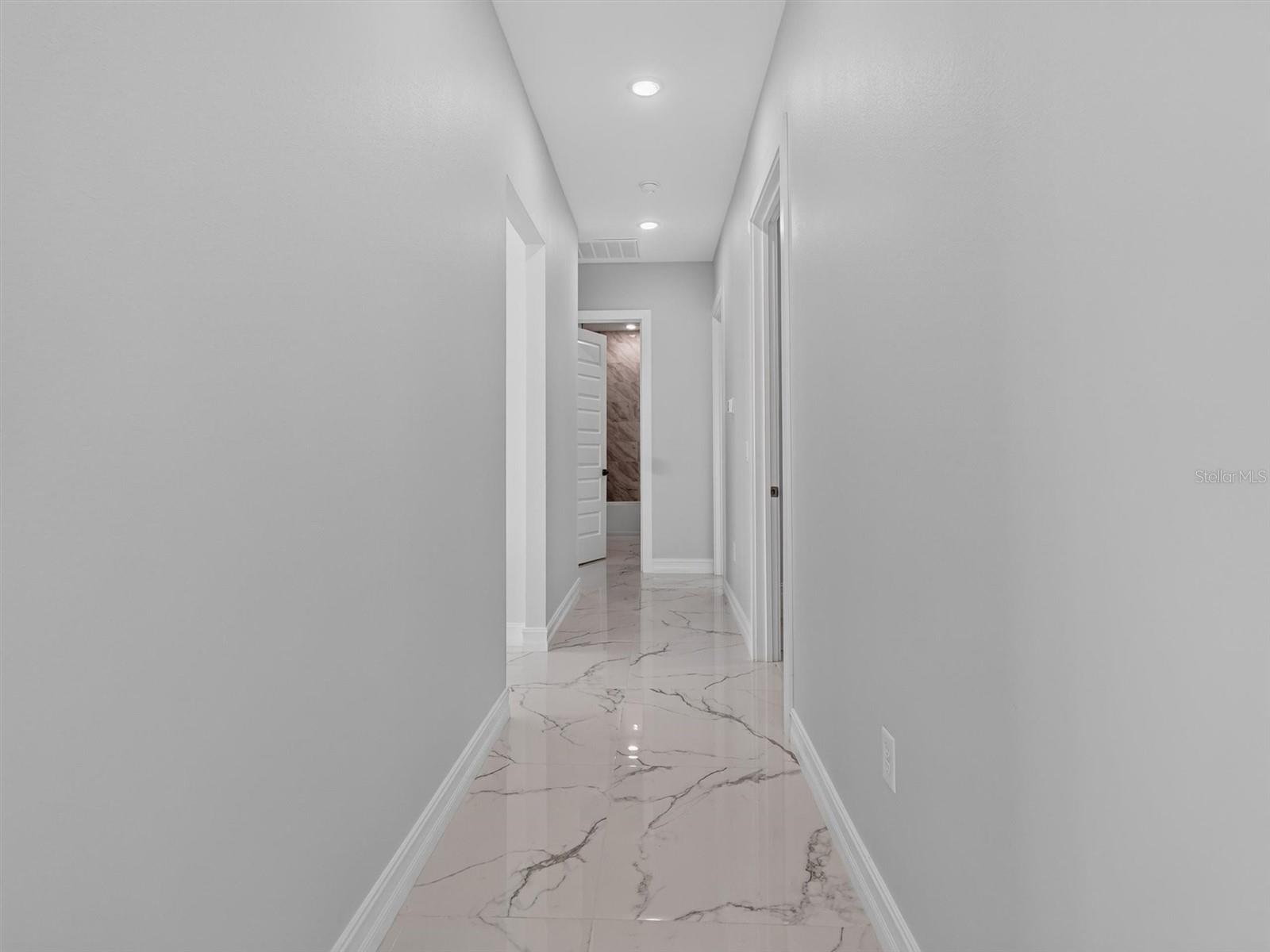 2302 Allen Dr Property Photo 18