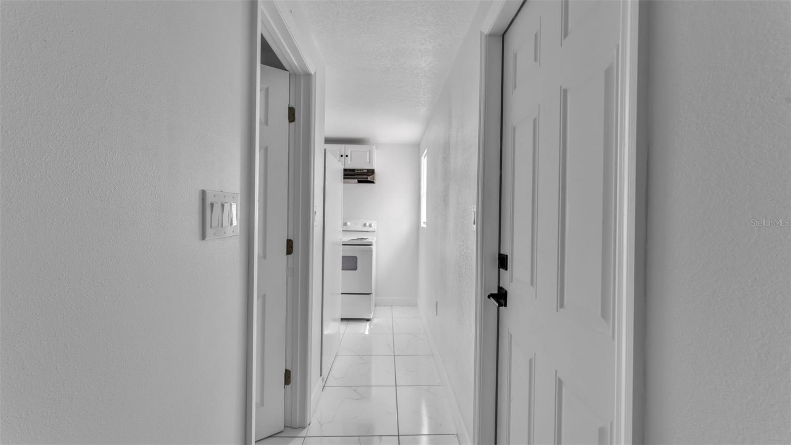 1060 E Stanford St Property Photo 29